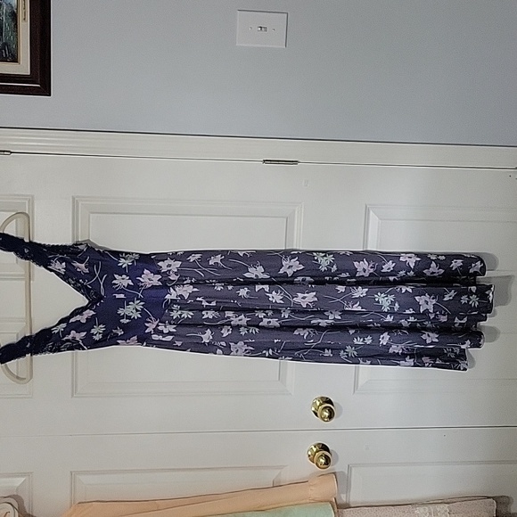 Vintage Olga Nightgown in Navy Floral Size Medium - Picture 5 of 7